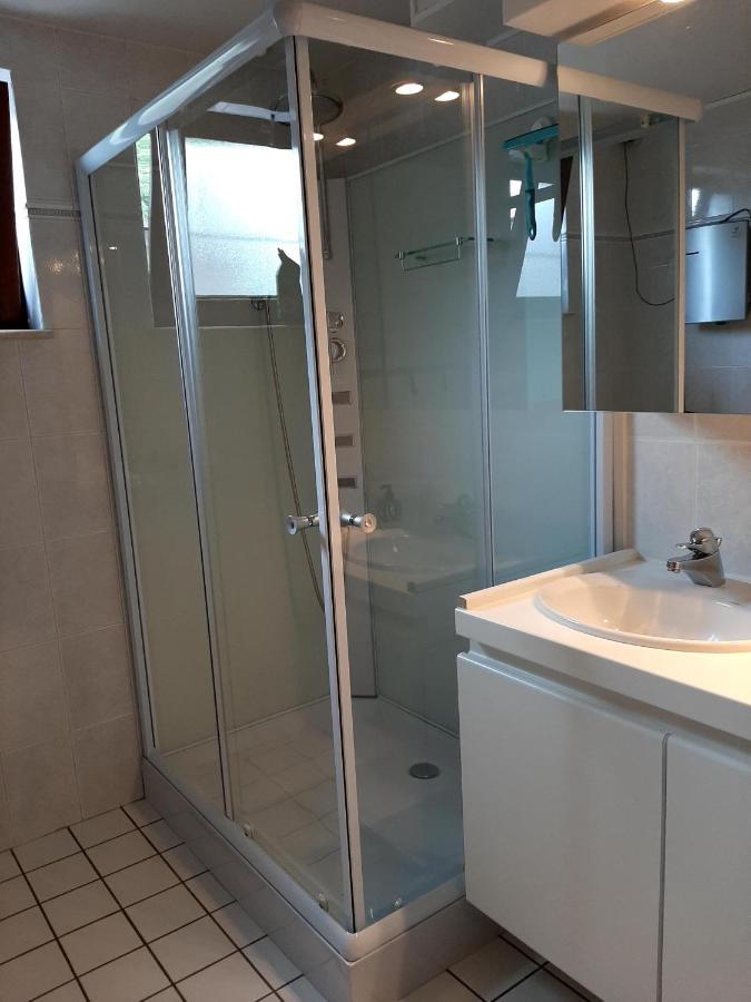 Vakantiewoning Het Oude Laer Bilzen Buitenkant foto