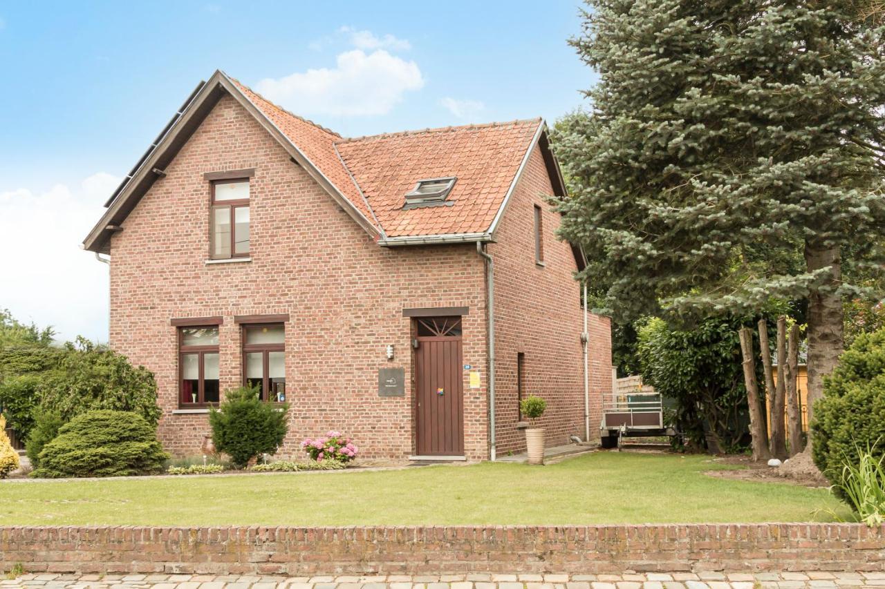 Vakantiewoning Het Oude Laer Bilzen Buitenkant foto